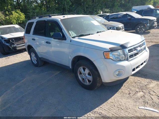 Продажа на аукционе авто 2011 Ford Escape Xlt Automatic, vin: 1FMCU0D74BKB68381, номер лота: 45311372