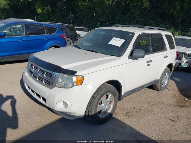 Продажа на аукционе авто 2011 Ford Escape Xlt Automatic, vin: 1FMCU0D74BKB68381, номер лота: 45311372