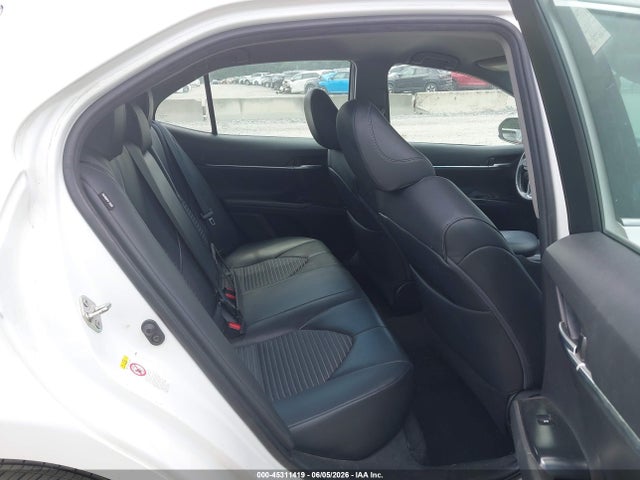 Продаж на аукціоні авто 2018 Toyota Camry Se, vin: 4T1B11HK6JU629219, номер лоту: 45311419