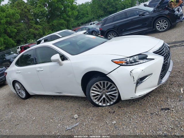 45311430 :رقم المزاد ، JTHBK1GG9G2225607 vin ، 2016 Lexus Es 350 مزاد بيع