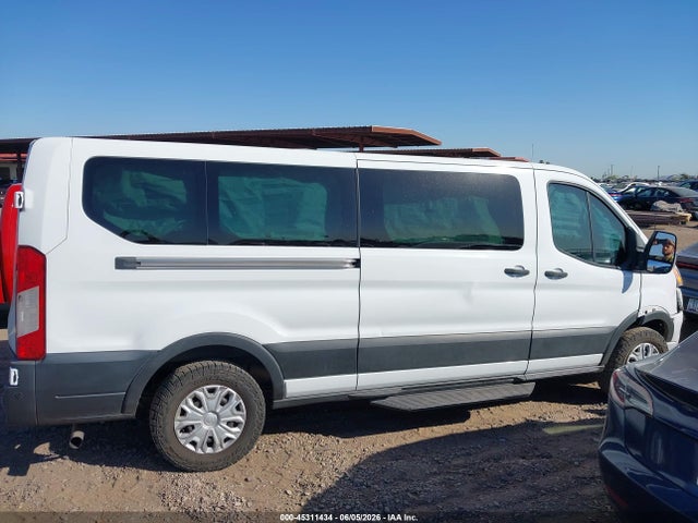 45311434 :رقم المزاد ، 1FDAX2Y88NKA69645 vin ، 2022 Ford Transit-350 Passenger Van Xlt مزاد بيع