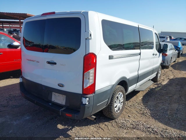 45311434 :رقم المزاد ، 1FDAX2Y88NKA69645 vin ، 2022 Ford Transit-350 Passenger Van Xlt مزاد بيع