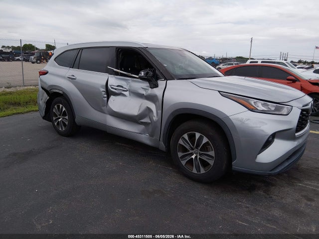 Продажа на аукционе авто 2020 Toyota Highlander Xle, vin: 5TDHZRAH5LS510587, номер лота: 45311505