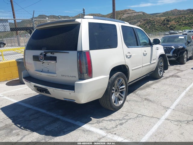 2013 Cadillac Escalade Premium მანქანა იყიდება აუქციონზე, vin: 1GYS4CEF1DR210517, აუქციონის ნომერი: 45311533