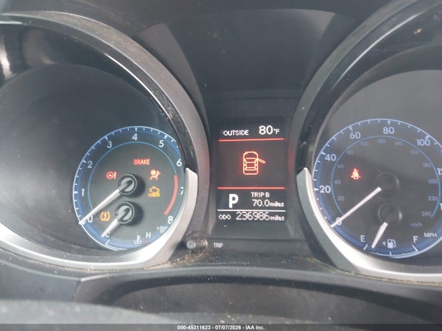 5YFBURHE4FP318347 Toyota Corolla S Plus