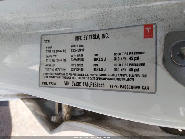 2018 Tesla Model 3 Long Range/mid Range მანქანა იყიდება აუქციონზე, vin: 5YJ3E1EA6JF168556, აუქციონის ნომერი: 45311704