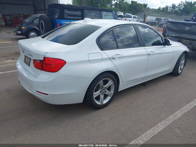 BMW 328I 2015 WBA3A5G5XFNS91558 Image 4