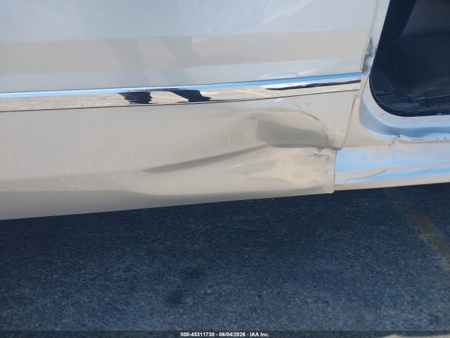 Chevrolet Tahoe Lt 2017 1GNSCBKC0HR377722 Image 18