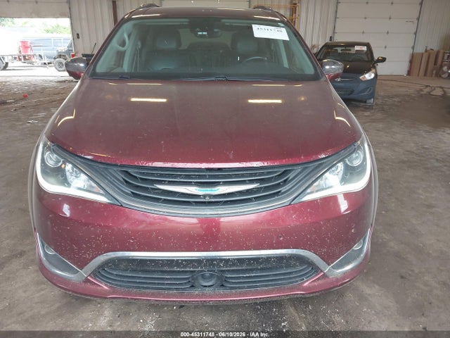 45311748 :رقم المزاد ، 2C4RC1N71JR113067 vin ، 2018 Chrysler Pacifica Hybrid Limited مزاد بيع