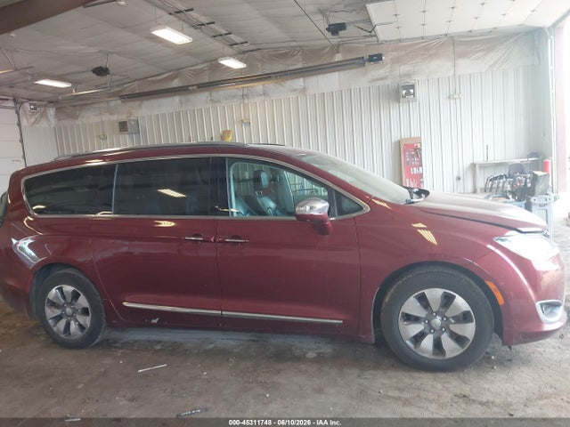 45311748 :رقم المزاد ، 2C4RC1N71JR113067 vin ، 2018 Chrysler Pacifica Hybrid Limited مزاد بيع