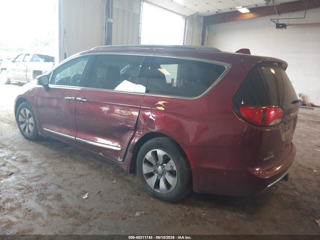 Auction sale of the 2018 Chrysler Pacifica Hybrid Limited, vin: 2C4RC1N71JR113067, lot number: 45311748