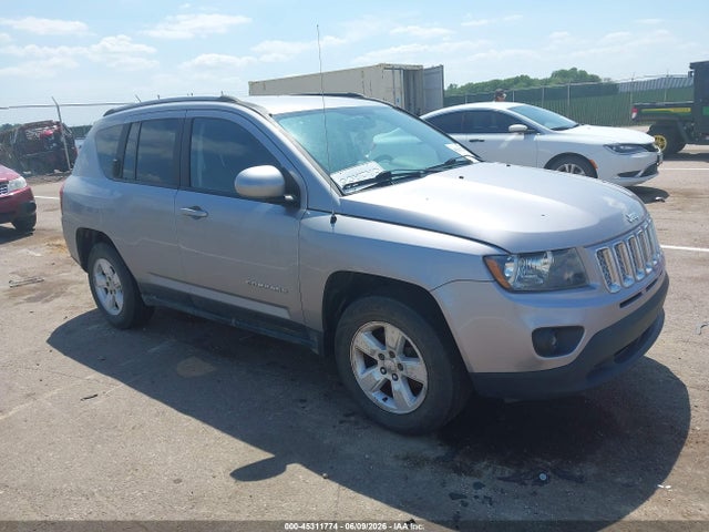 45311774 :رقم المزاد ، 1C4NJCEB7HD206564 vin ، 2017 Jeep Compass Latitude Fwd مزاد بيع