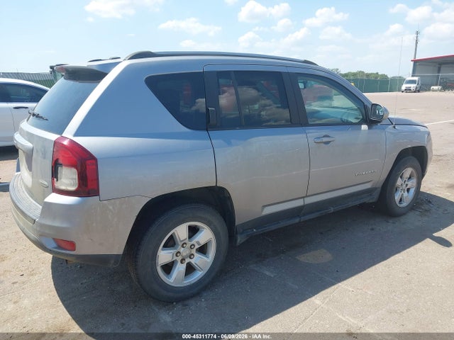 45311774 :رقم المزاد ، 1C4NJCEB7HD206564 vin ، 2017 Jeep Compass Latitude Fwd مزاد بيع
