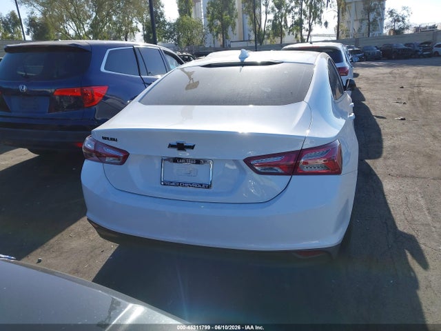 1G1ZE5ST4PF139190 Chevrolet Malibu Fwd 2lt