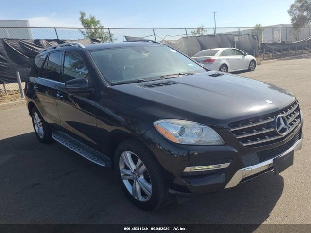 2015 Mercedes-benz Ml 350 4matic მანქანა იყიდება აუქციონზე, vin: 4JGDA5HB8FA516672, აუქციონის ნომერი: 45311849