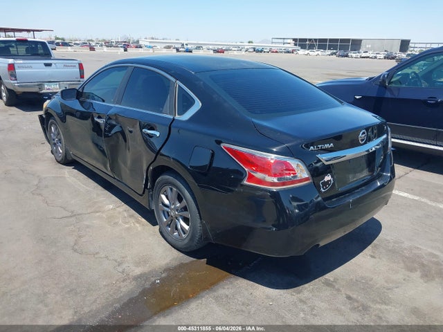 Aukcja sprzedaży 2015 Nissan Altima 2.5 S, vin: 1N4AL3AP2FN330023, numer aukcji: 45311855