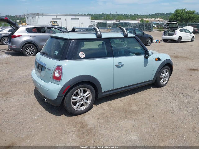 Продажа на аукционе авто 2012 Mini Cooper, vin: WMWSU3C52CT367360, номер лота: 45311893