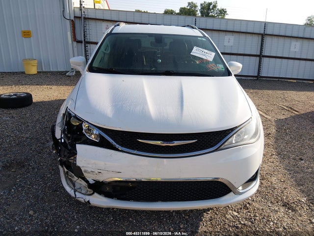 2C4RC1BG7KR582850 Chrysler Pacifica Touring L