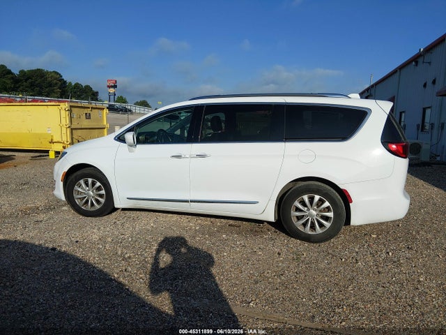 2C4RC1BG7KR582850 Chrysler Pacifica Touring L