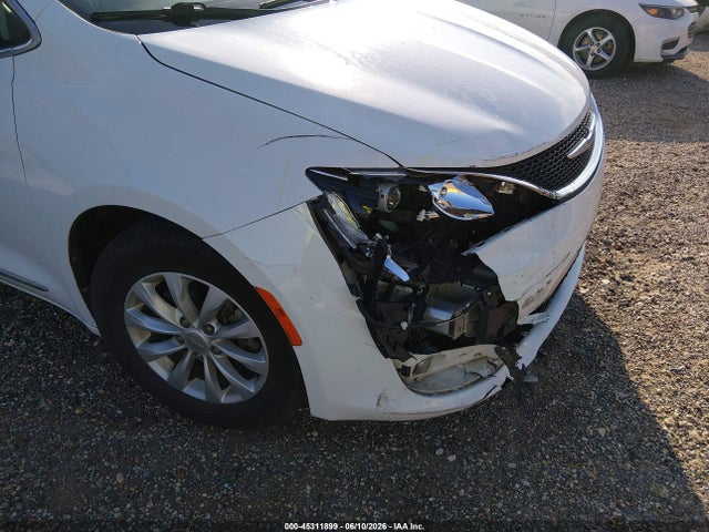 2C4RC1BG7KR582850 Chrysler Pacifica Touring L