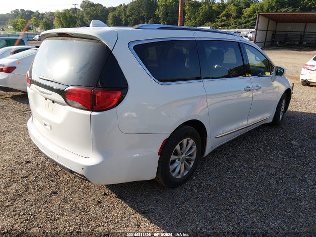 2C4RC1BG7KR582850 Chrysler Pacifica Touring L