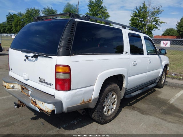 2003 Chevrolet Suburban 1500 Z71 მანქანა იყიდება აუქციონზე, vin: 3GNFK16Z13G202000, აუქციონის ნომერი: 45311941