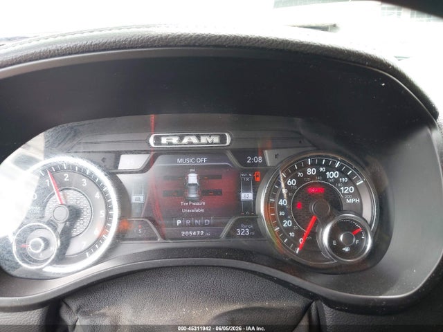 Продажа на аукционе авто 2019 Ram 1500 Laramie  4x2 5'7 Box, vin: 1C6RREJT3KN616937, номер лота: 45311942