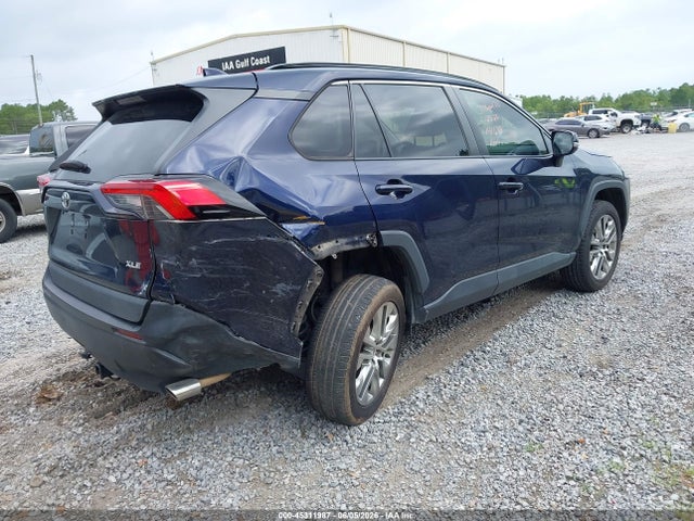 Toyota Rav4 Xle Premium 2021 2T3C1RFV4MW141639 Image 4