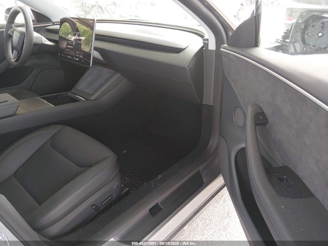 Tesla Model 3 Premium All-wheel Drive 2026 5YJ3E1EB2TF176648 Image 5