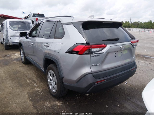 Toyota RAV4 LE 2020 2T3F1RFV1LC076438 Image 3