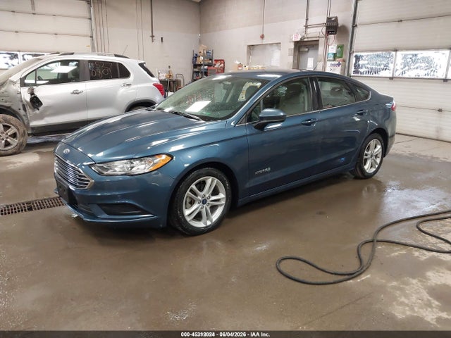 Ford Fusion Hybrid S 2018 3FA6P0UU8JR235868 Image 2
