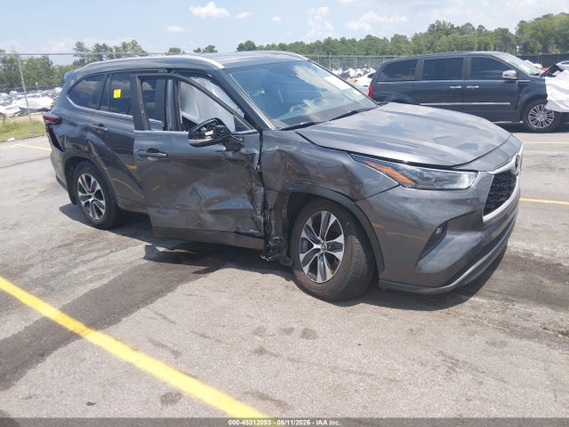 Auction sale of the 2025 Toyota Highlander Hybrid Xle, vin: 5TDKBRCHXSS656280, lot number: 45312093