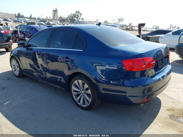 2013 Volkswagen Jetta 2.5l Se მანქანა იყიდება აუქციონზე, vin: 3VWDP7AJ9DM410339, აუქციონის ნომერი: 45312173