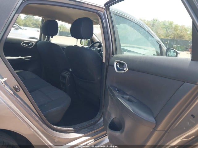 45312179 :رقم المزاد ، 3N1AB7AP8KY380591 vin ، 2019 Nissan Sentra Sr مزاد بيع