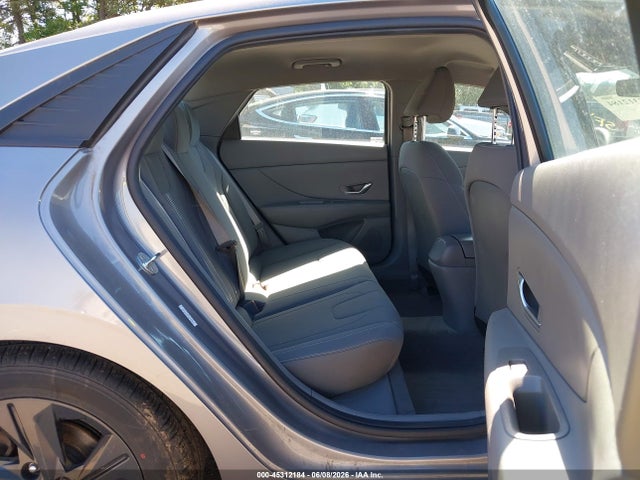 Продажа на аукционе авто 2021 Hyundai Elantra Sel, vin: KMHLM4AG4MU126957, номер лота: 45312184