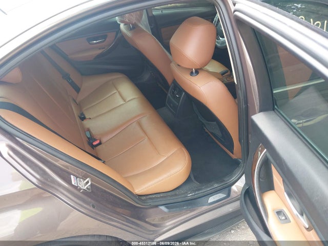 45312186 :رقم المزاد ، WBA3A5C51DF356939 vin ، 2013 Bmw 328i مزاد بيع