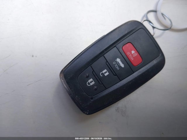 4T1K31AK2NU042588 Toyota Camry Xse Hybrid