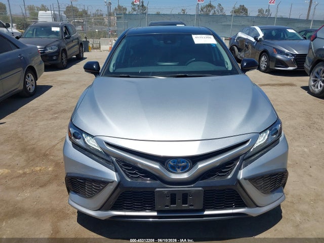 4T1K31AK2NU042588 Toyota Camry Xse Hybrid