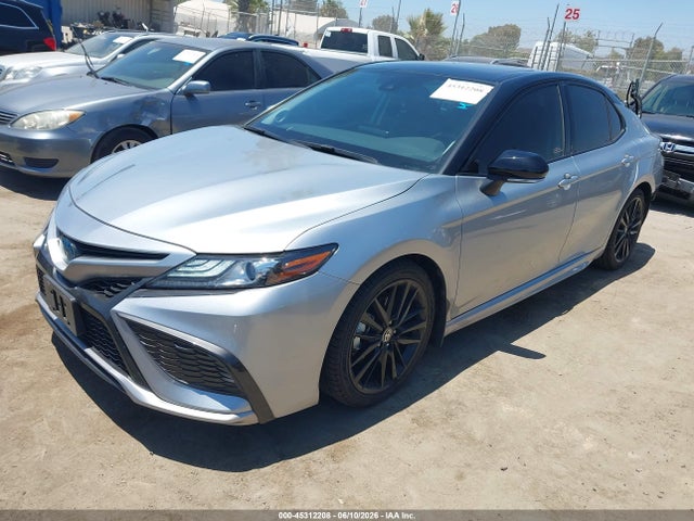 4T1K31AK2NU042588 Toyota Camry Xse Hybrid