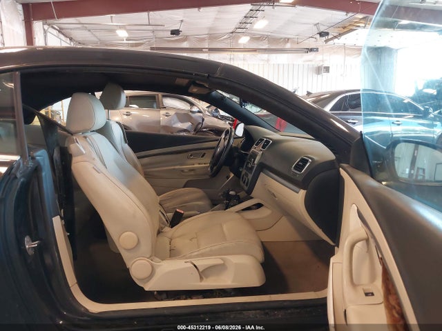 45312219 :رقم المزاد ، WVWBA71F88V017970 vin ، 2008 Volkswagen Eos مزاد بيع