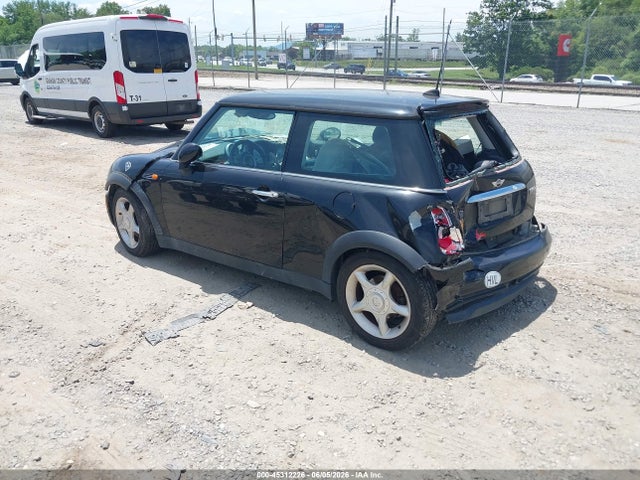 2005 Mini Cooper მანქანა იყიდება აუქციონზე, vin: WMWRC33505TJ71132, აუქციონის ნომერი: 45312226