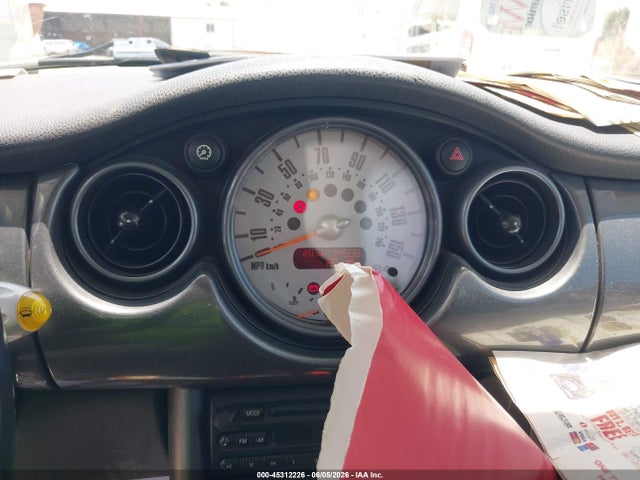 2005 Mini Cooper მანქანა იყიდება აუქციონზე, vin: WMWRC33505TJ71132, აუქციონის ნომერი: 45312226