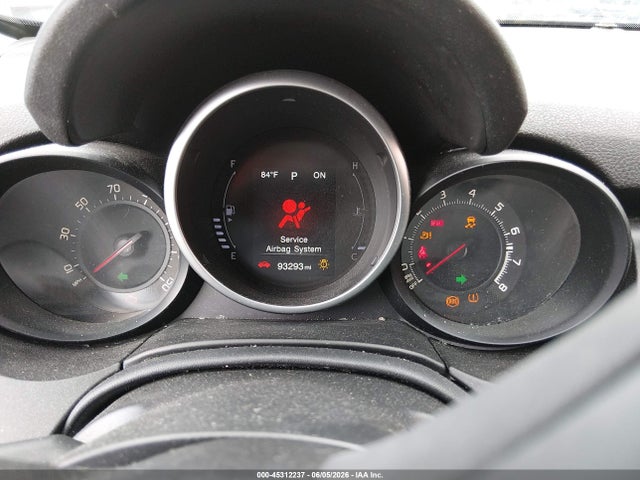 45312237 :رقم المزاد ، ZFBCFXCB5JP655722 vin ، 2018 Fiat 500x Urbana Fwd مزاد بيع