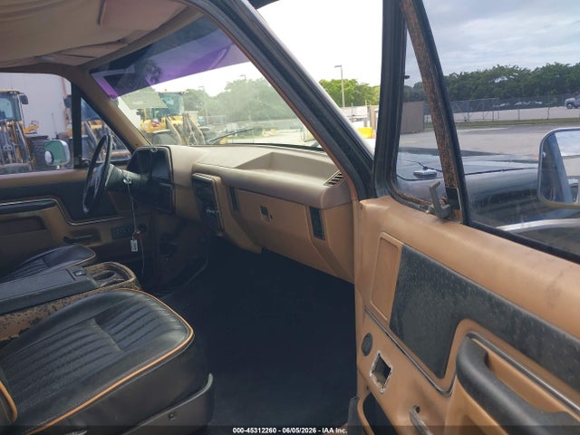45312260 :رقم المزاد ، 1FMEU15H7LLA80748 vin ، 1990 Ford Bronco U100 مزاد بيع