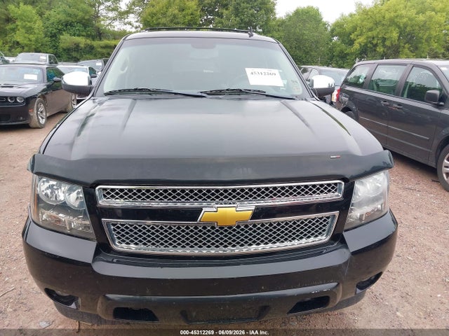 45312269 :رقم المزاد ، 1GNSKJE70DR329157 vin ، 2013 Chevrolet Suburban 1500 Lt مزاد بيع