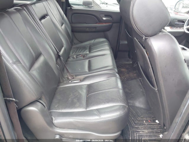 45312269 :رقم المزاد ، 1GNSKJE70DR329157 vin ، 2013 Chevrolet Suburban 1500 Lt مزاد بيع