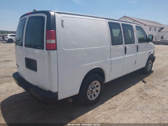2010 Chevrolet Express 1500 Work Van მანქანა იყიდება აუქციონზე, vin: 1GCUGADX5A1113318, აუქციონის ნომერი: 45312286