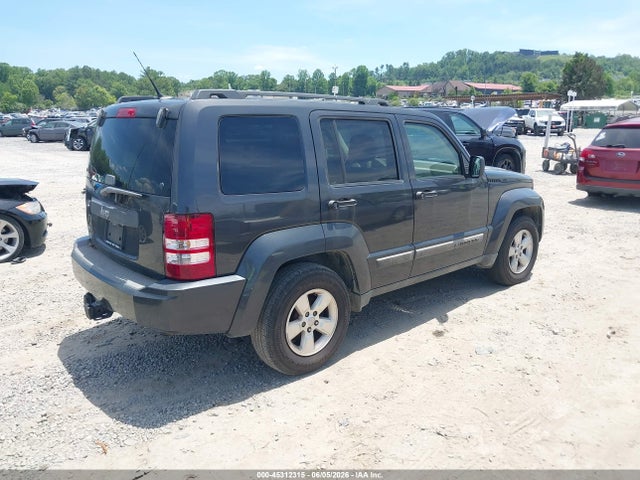 45312315 :رقم المزاد ، 1J4PN2GK2BW515529 vin ، 2011 Jeep Liberty Sport مزاد بيع