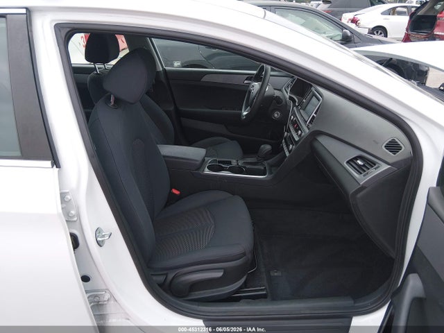 Hyundai SONATA SE 2019 5NPE24AFXKH750411 Image 5