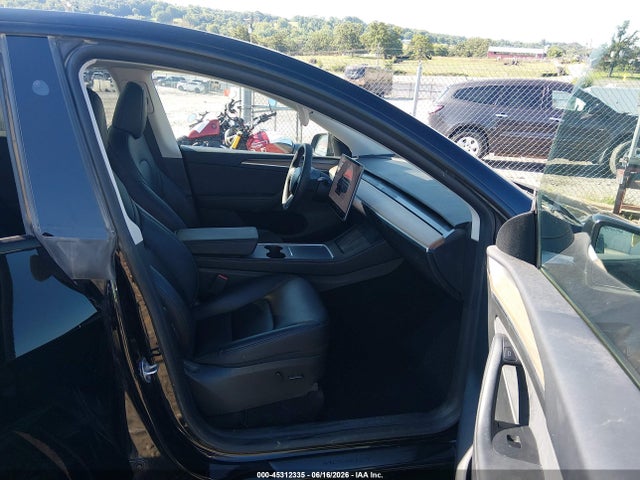 45312335 :رقم المزاد ، 7SAYGDED0SF242831 vin ، 2025 Tesla Model Y Long Range Dual Motor Rear-wheel Drive مزاد بيع